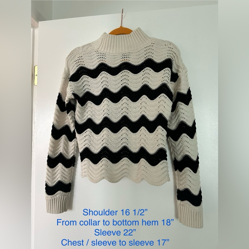 Rounded Chevron pattern cute sweater